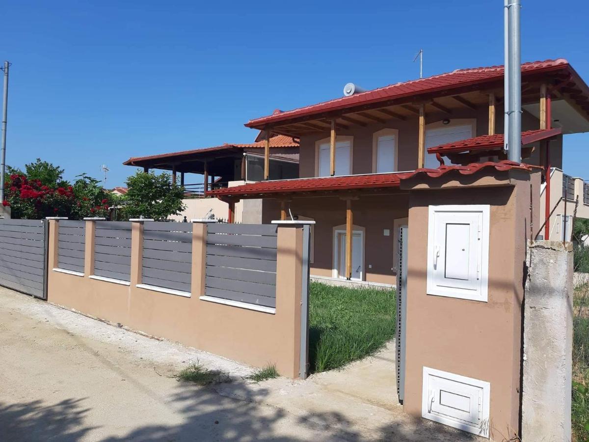Apartamento Γιώργος Και Εύα Karianí Exterior foto