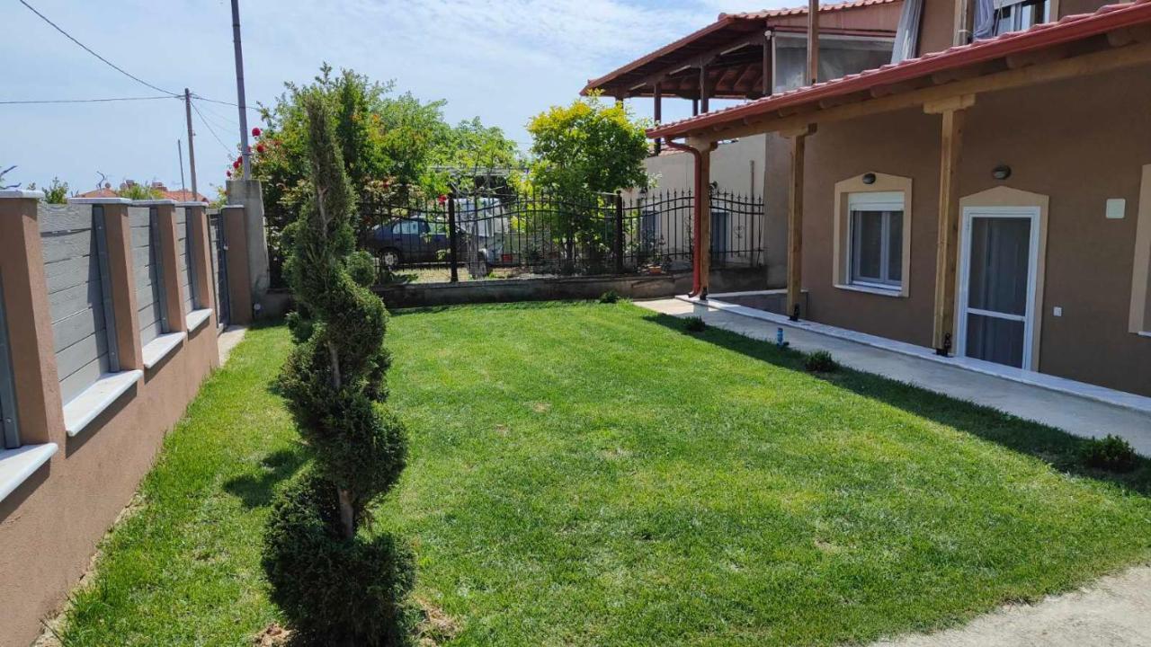 Apartamento Γιώργος Και Εύα Karianí Exterior foto